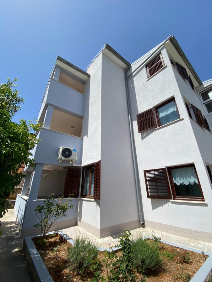 Apartments Lungomare Pula Exteriér fotografie