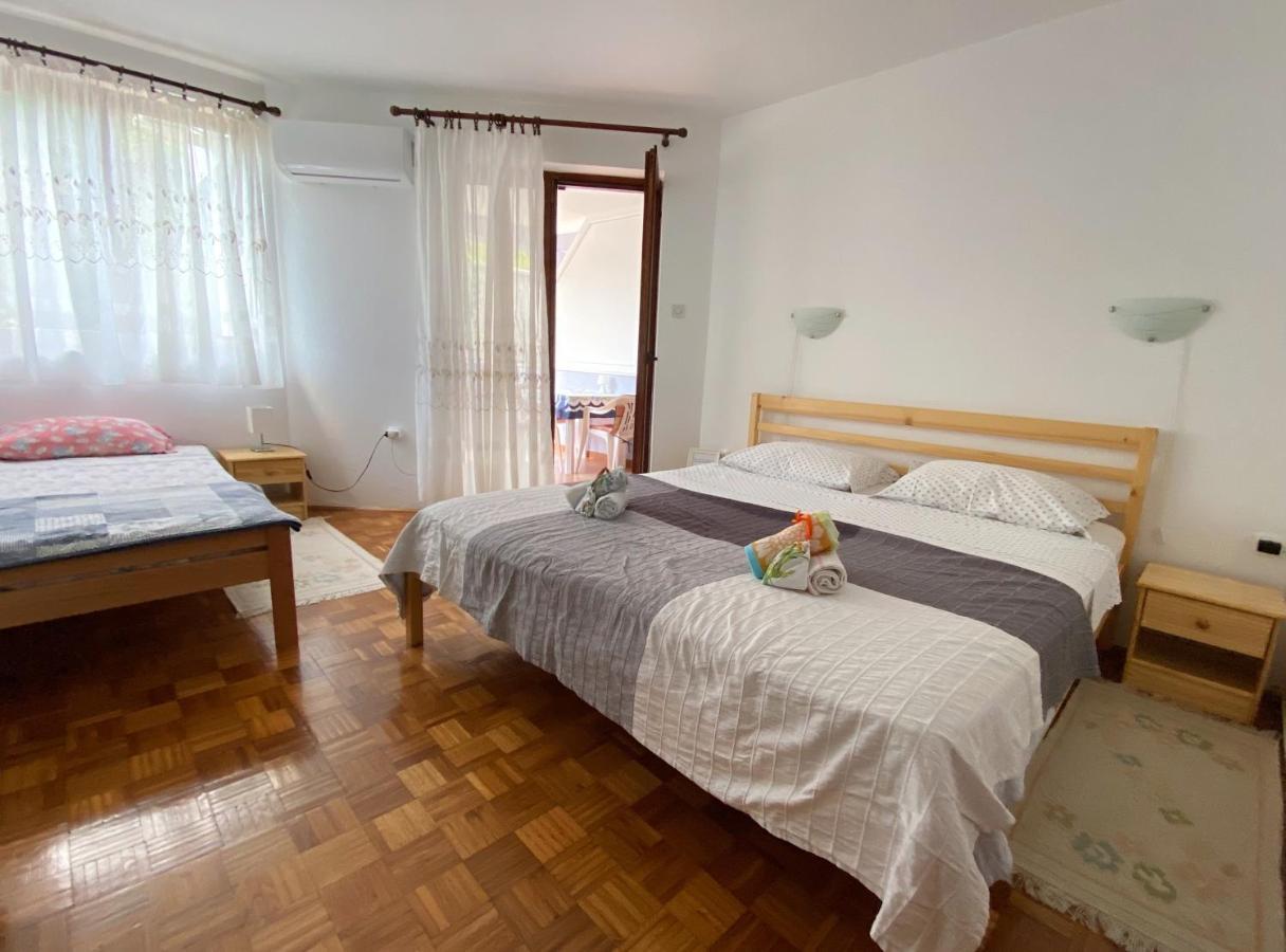 Apartments Lungomare Pula Exteriér fotografie