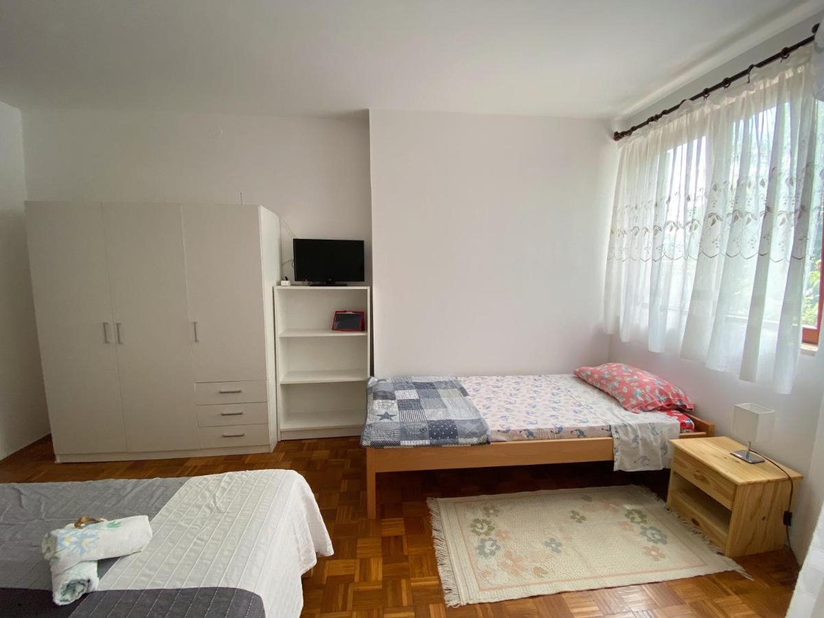 Apartments Lungomare Pula Exteriér fotografie